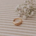 Wren Twist Ring